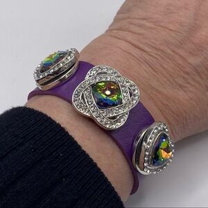 Snap Jewelry Purple Leather Bracelet with 3 Stunning Multicolored Ginger Snaps!